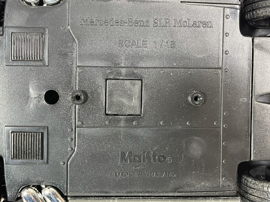 Maisto Mercedes-Benz SLR McLaren Diecast Car [Photo 12]