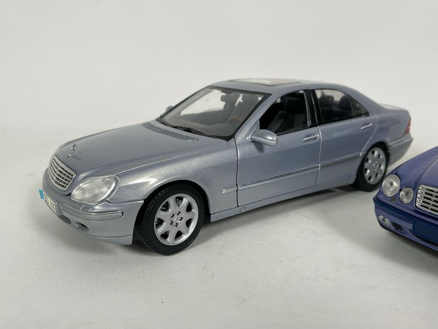 (2) Diecast Cars: Maisto Mercedes-Benz S-Class And Anson Mercedes-Benz CLK [Photo 4]