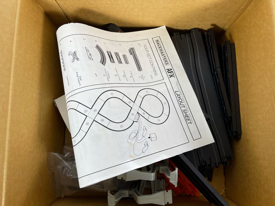 Pair Of TOMY Racemasters Racer's Rally Slot Car Tracks With Various Slot Cars [Photo 9]