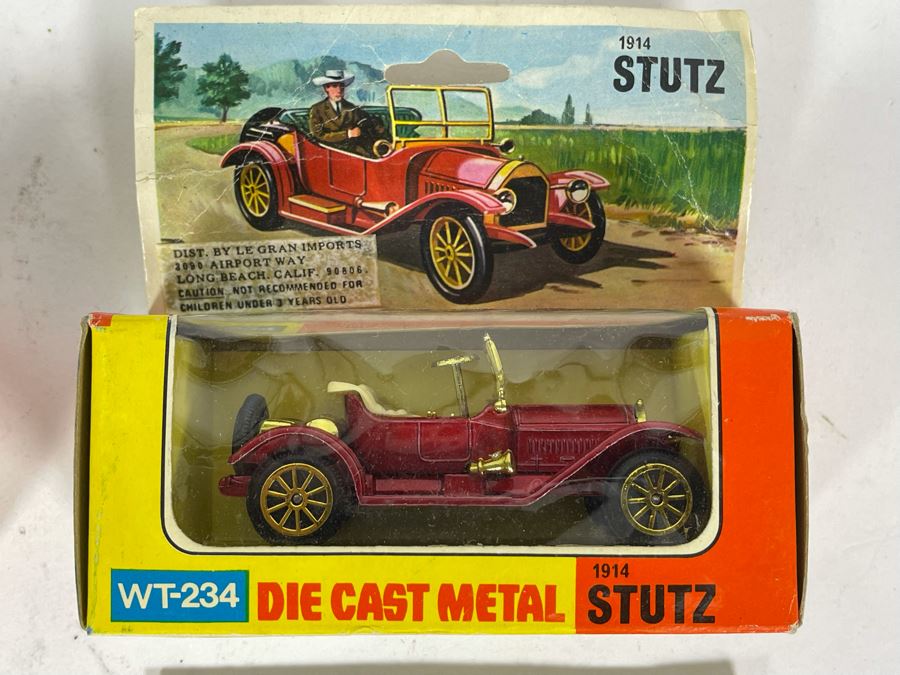 Four Vintage Diecast Classic Cars [Photo 7]