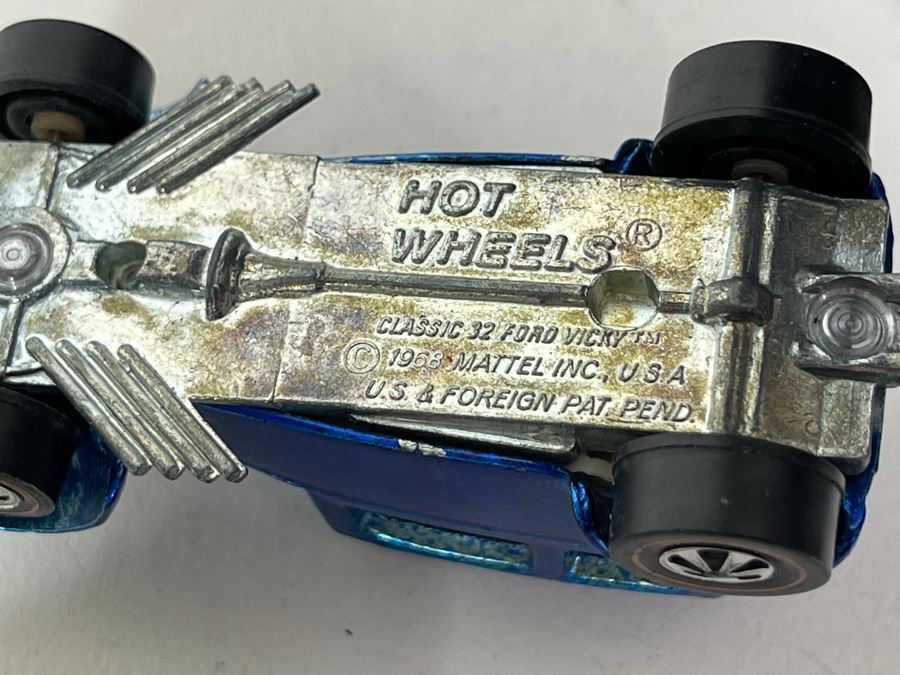 Collection Of Original Mattel Hot Wheels Redline Cars '29 Cars' With 24 Car Super Rally Case - See Photos [Photo 53]