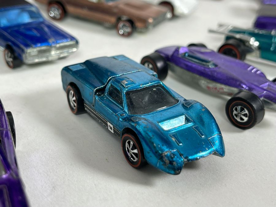 Collection Of Original Mattel Hot Wheels Redline Cars '29 Cars' With 24 Car Super Rally Case - See Photos [Photo 34]
