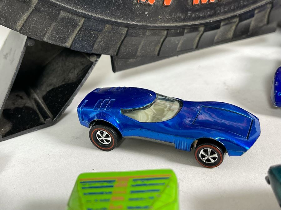 Collection Of Original Mattel Hot Wheels Redline Cars '29 Cars' With 24 Car Super Rally Case - See Photos [Photo 16]