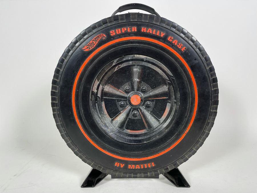 Collection Of Original Mattel Hot Wheels Redline Cars '29 Cars' With 24 Car Super Rally Case - See Photos [Photo 75]