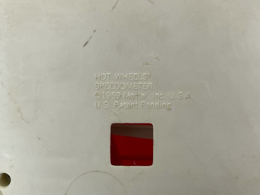 Vintage Mattel Hot Wheels Dual-Lane Rod Runner Race Set With Track And 1969 Hot Wheels Speedometer [Photo 12]