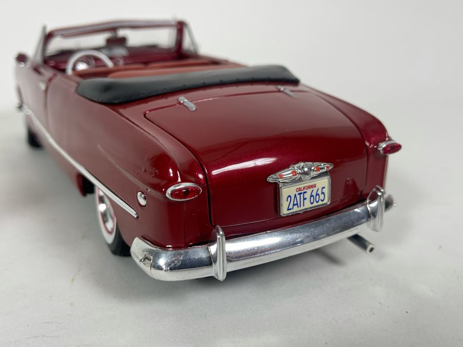 (2) Diecast Cars: Maisto Chrysler 300B (1956) And Maisto 1949 Ford [Photo 11]