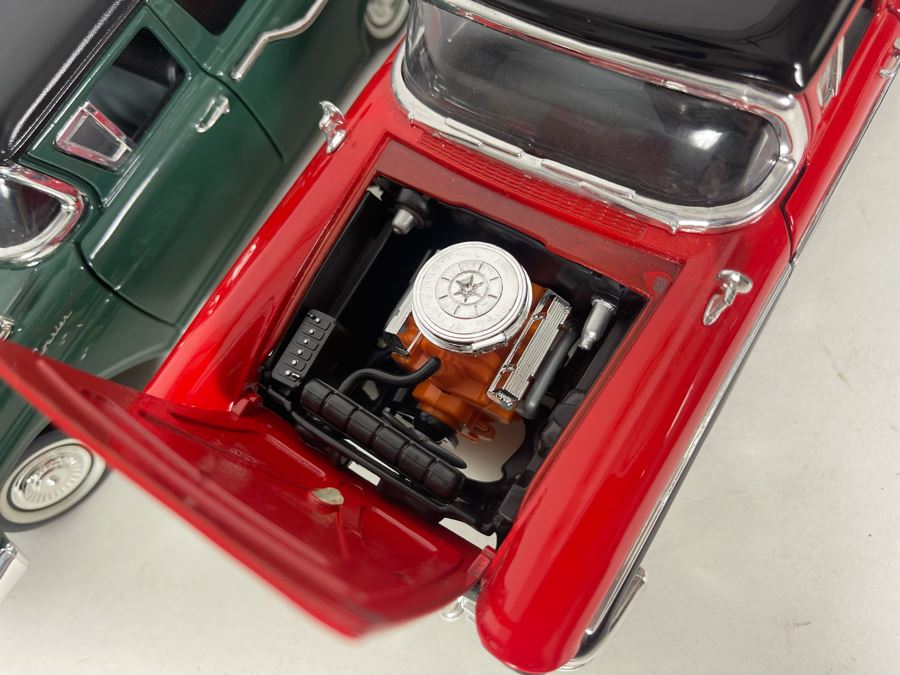 (2) Diecast Cars: Pair Of Road Signature 1957 Ford Ranchero [Photo 7]