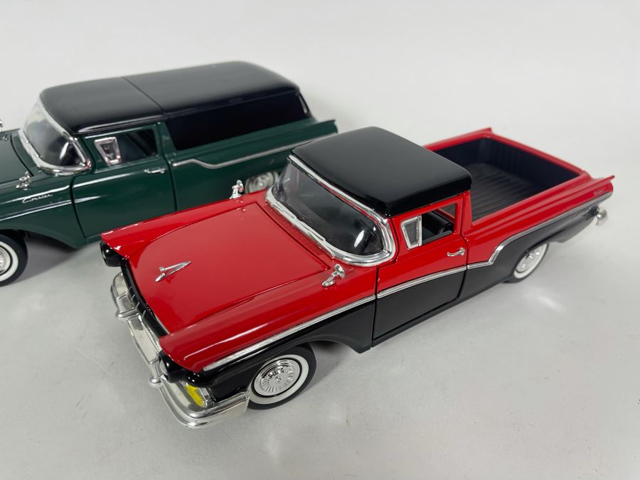 (2) Diecast Cars: Pair Of Road Signature 1957 Ford Ranchero [Photo 3]