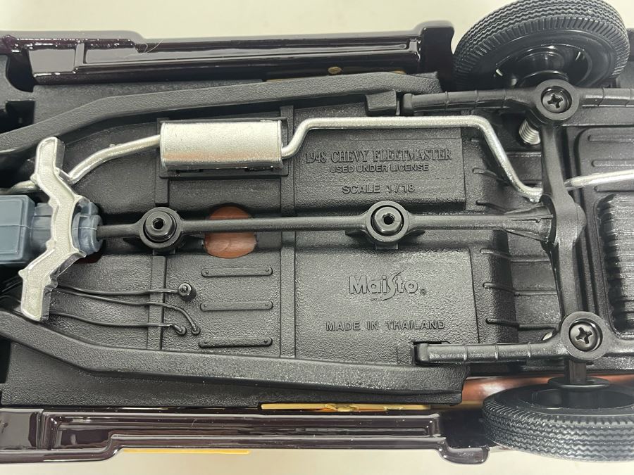 Maisto 1948 Chevy Fleetmaster Woody Station Wagon Diecast Car [Photo 9]