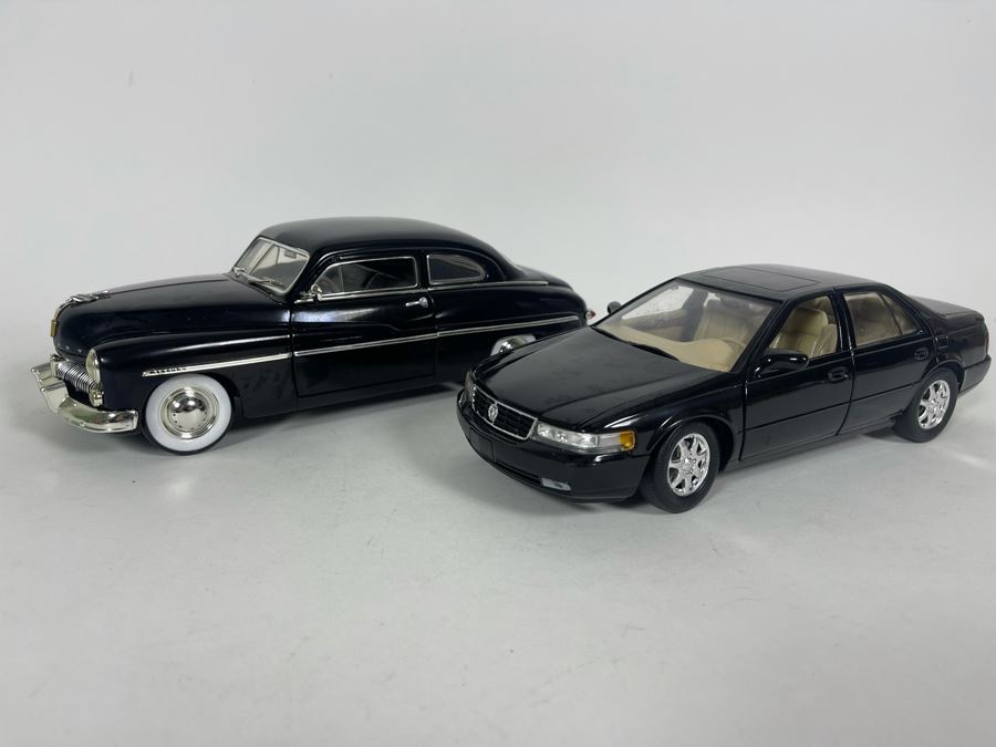 (2) Diecast Cars: Ertl 1949 Mercury And Anson 1998 Cadillac Seville STS [Photo 1]