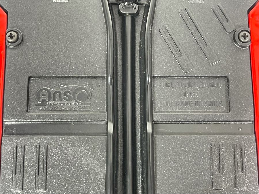 (2) Diecast Cars: Anson 1963 Ford Thunderbird And Road Tough 1967 Volkswagen Beetle [Photo 10]