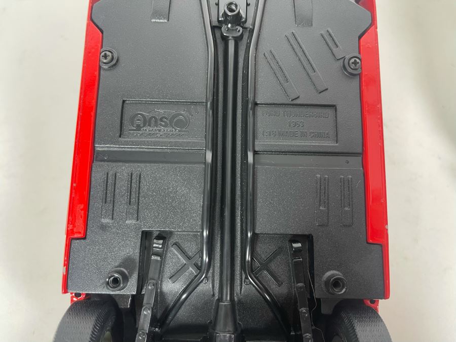 (2) Diecast Cars: Anson 1963 Ford Thunderbird And Road Tough 1967 Volkswagen Beetle [Photo 9]