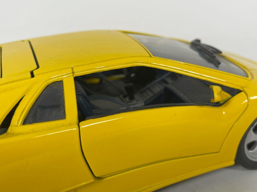 Maisto Lamborghini Diecast Car [Photo 8]