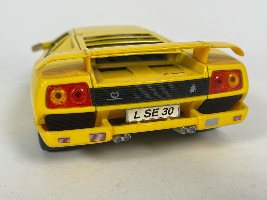 Maisto Lamborghini Diecast Car [Photo 5]