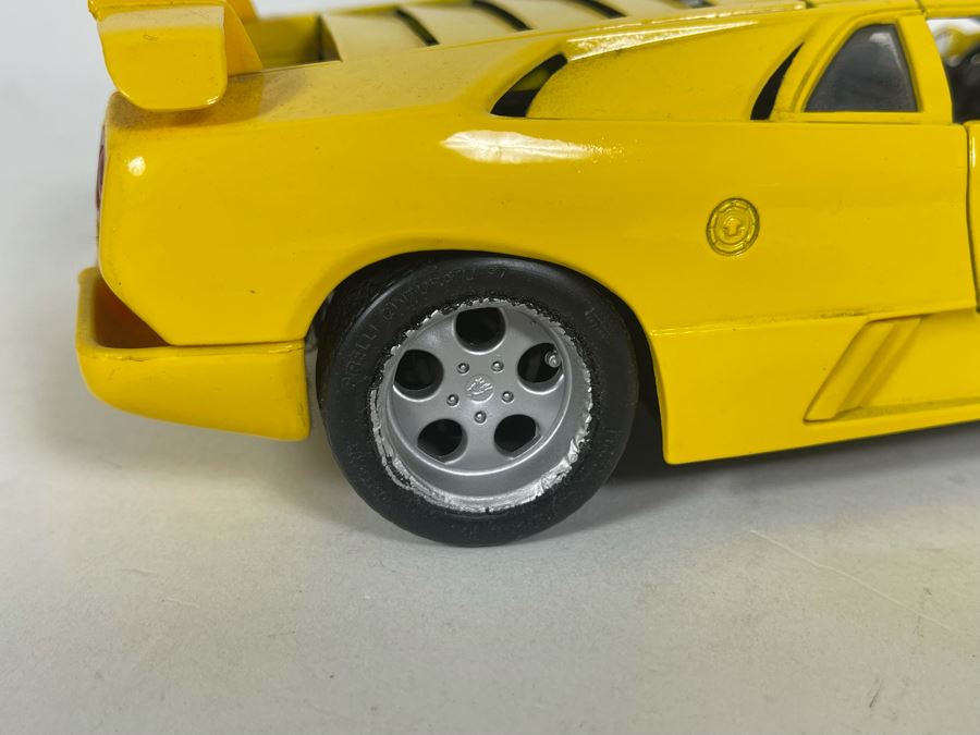 Maisto Lamborghini Diecast Car [Photo 7]