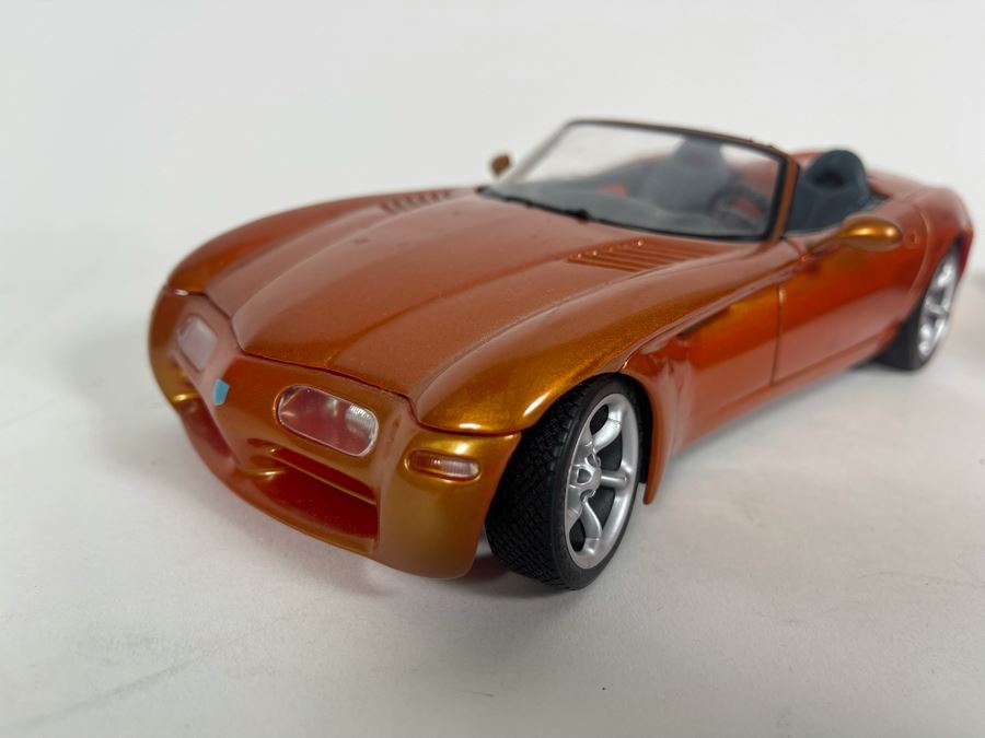 (2) Diecast Cars: Maisto Dodge Copperhead And Maisto Mustang Mach III [Photo 8]