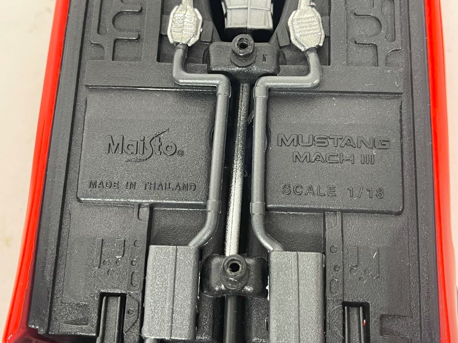 (2) Diecast Cars: Maisto Dodge Copperhead And Maisto Mustang Mach III [Photo 13]
