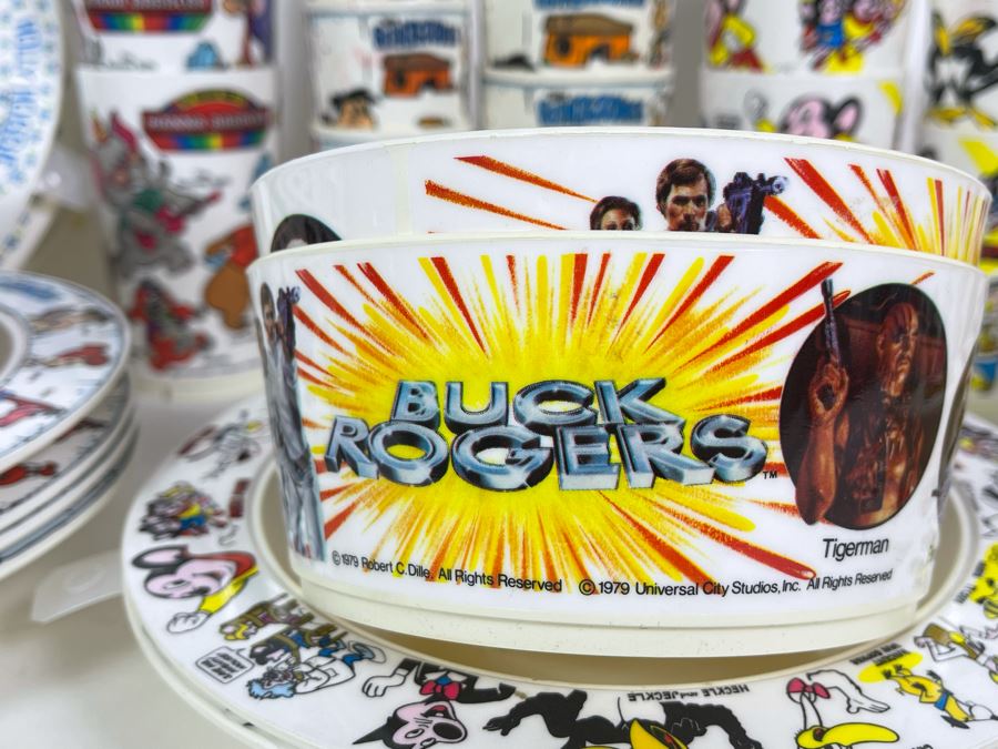 Collection Of Early TV Plastic Cups, Bowls And Plates From Buck Rogers, The Flintstones, Scooby-Doo, Mighty Mouse, Hanna-Barbera, Holly Hobbie [Photo 7]