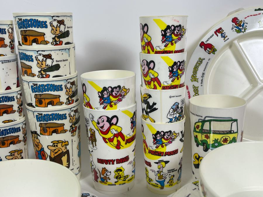 Collection Of Early TV Plastic Cups, Bowls And Plates From Buck Rogers, The Flintstones, Scooby-Doo, Mighty Mouse, Hanna-Barbera, Holly Hobbie [Photo 15]