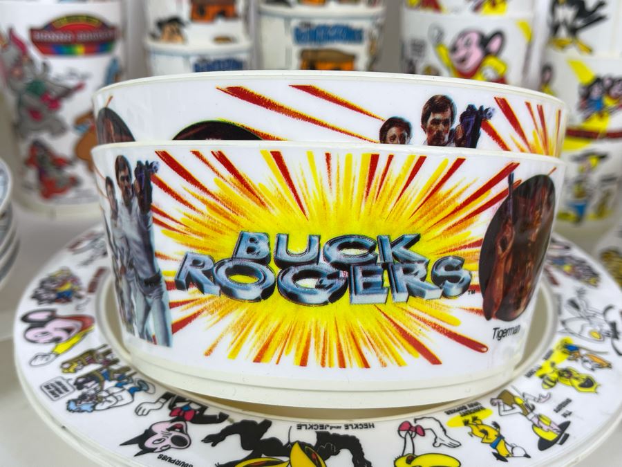 Collection Of Early TV Plastic Cups, Bowls And Plates From Buck Rogers, The Flintstones, Scooby-Doo, Mighty Mouse, Hanna-Barbera, Holly Hobbie [Photo 4]