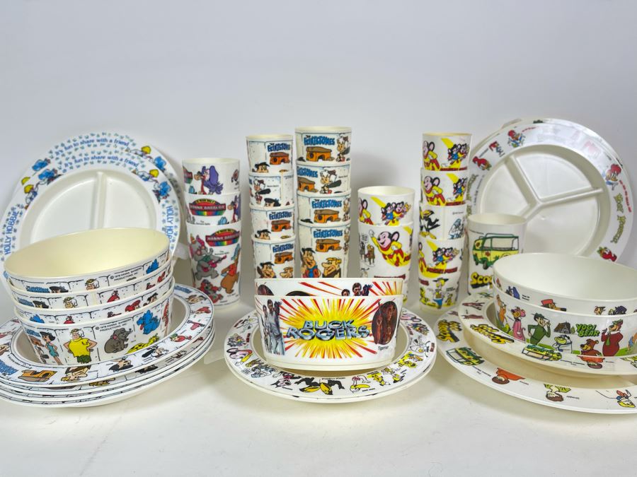 Collection Of Early TV Plastic Cups, Bowls And Plates From Buck Rogers, The Flintstones, Scooby-Doo, Mighty Mouse, Hanna-Barbera, Holly Hobbie [Photo 3]