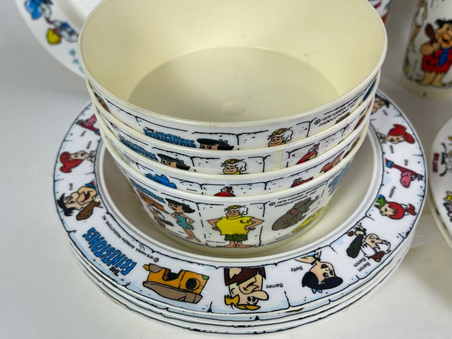 Collection Of Early TV Plastic Cups, Bowls And Plates From Buck Rogers, The Flintstones, Scooby-Doo, Mighty Mouse, Hanna-Barbera, Holly Hobbie [Photo 12]
