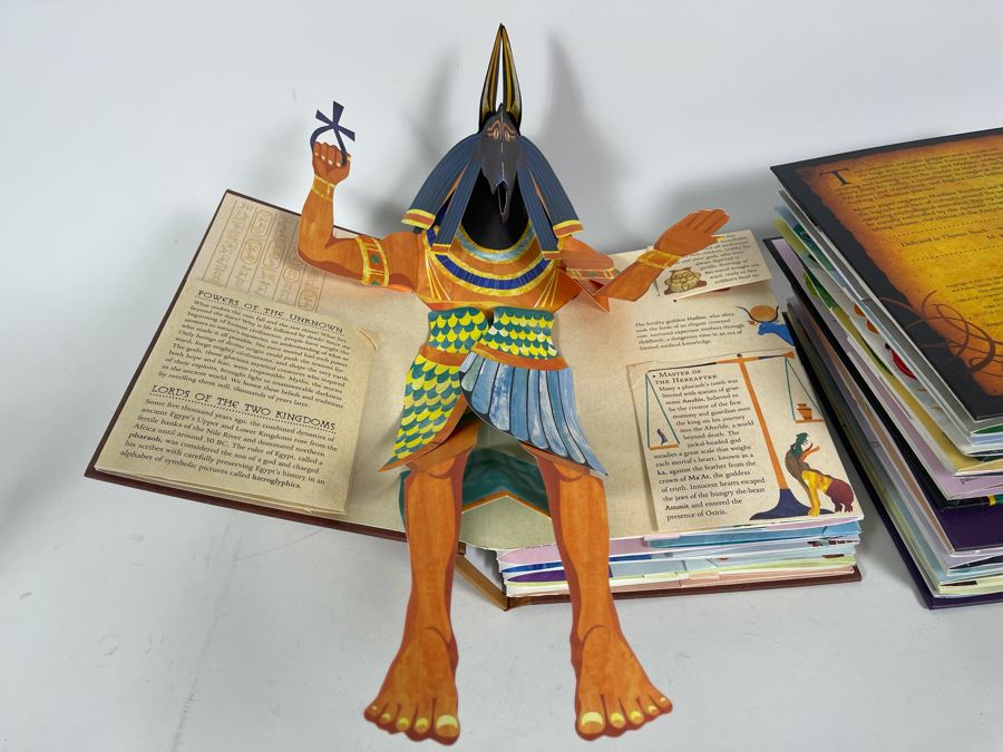 (3) Pop-Up Books [Photo 8]