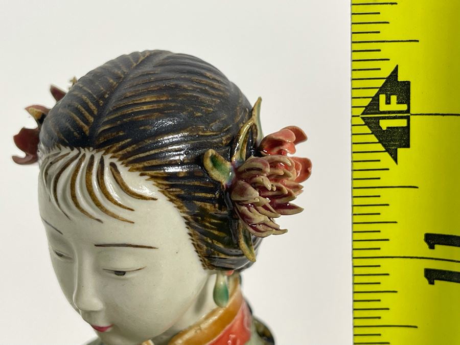 Vintage Signed Chinese Porcelain Figurine 12.5'H [Photo 16]