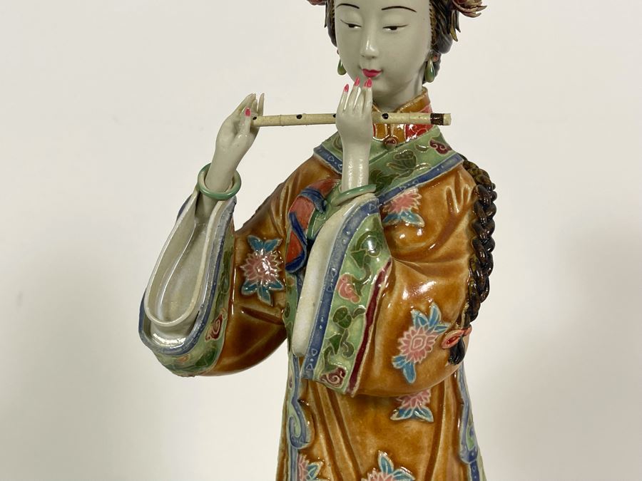 Vintage Signed Chinese Porcelain Figurine 12.5'H [Photo 5]