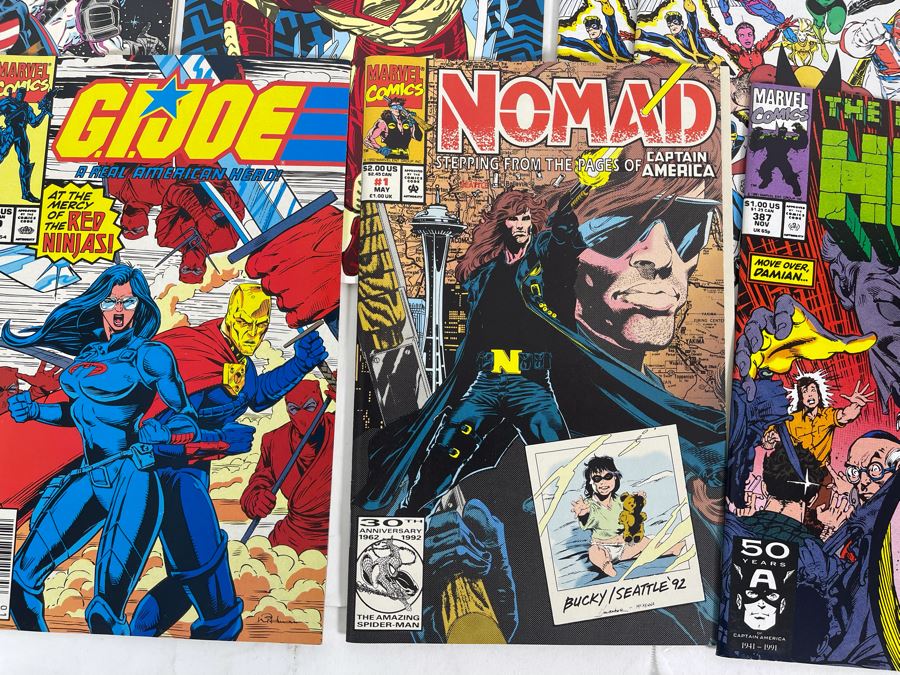 (9) Vintage Marvel Comic Books [Photo 9]