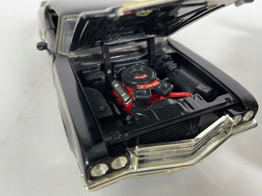 (2) Diecast Cars: Maisto Jaguar XJ220 And Maisto Ferrari F50 And ERTL 1971 Buick GSX [Photo 13]