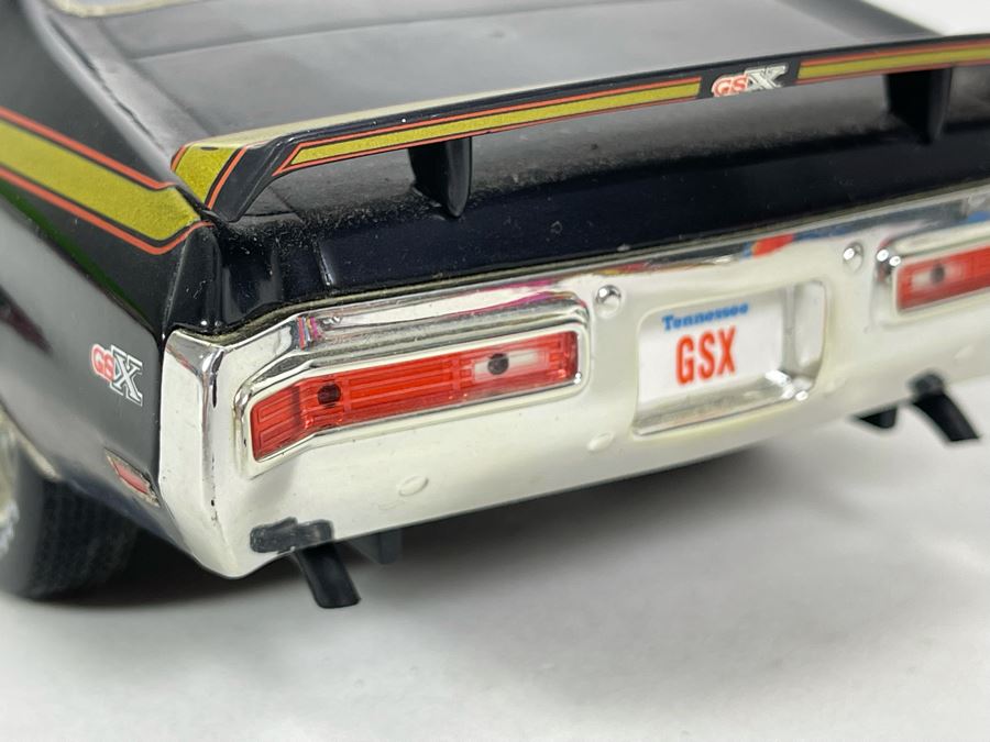 (2) Diecast Cars: Maisto Jaguar XJ220 And Maisto Ferrari F50 And ERTL 1971 Buick GSX [Photo 18]