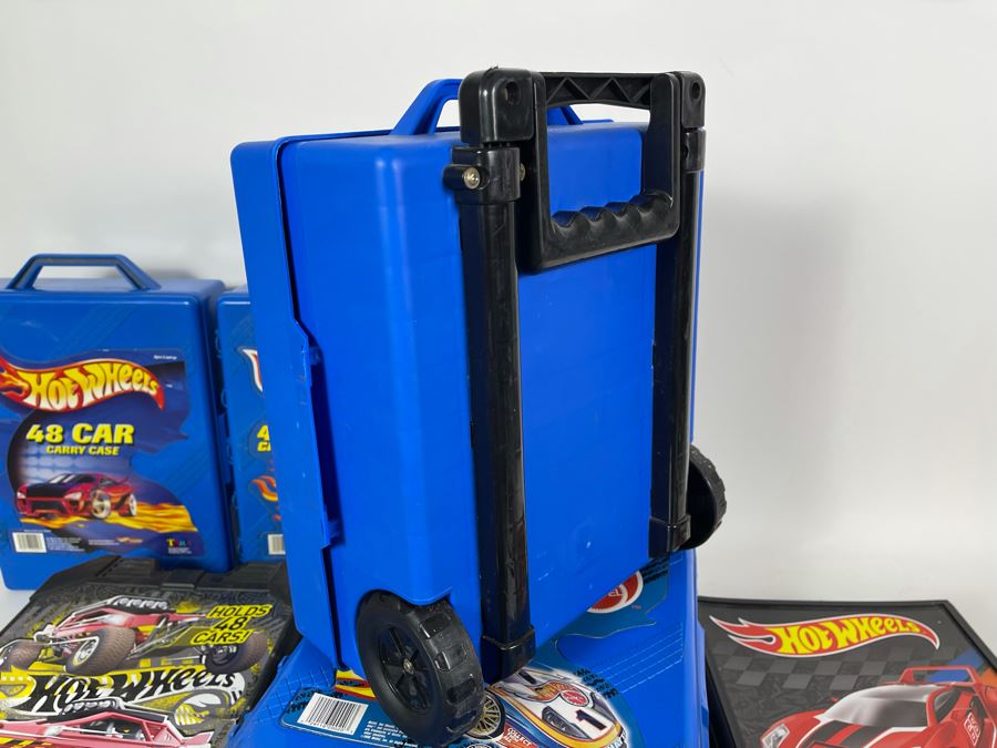 (7) Mattel Hot Wheels Carry Cases [Photo 9]