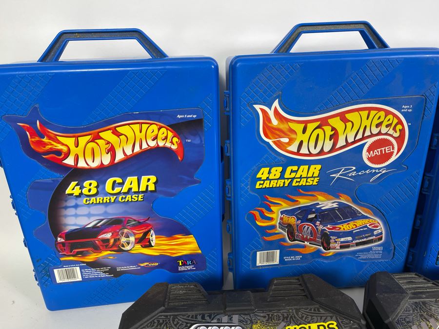 (7) Mattel Hot Wheels Carry Cases [Photo 4]
