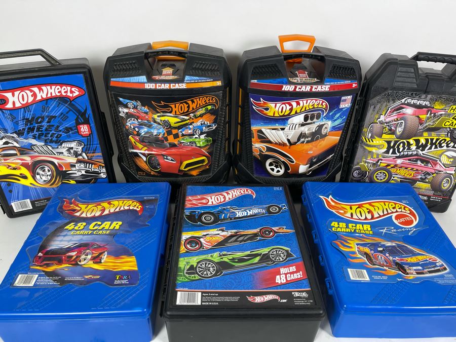 (7) Mattel Hot Wheels Carry Cases [Photo 1]