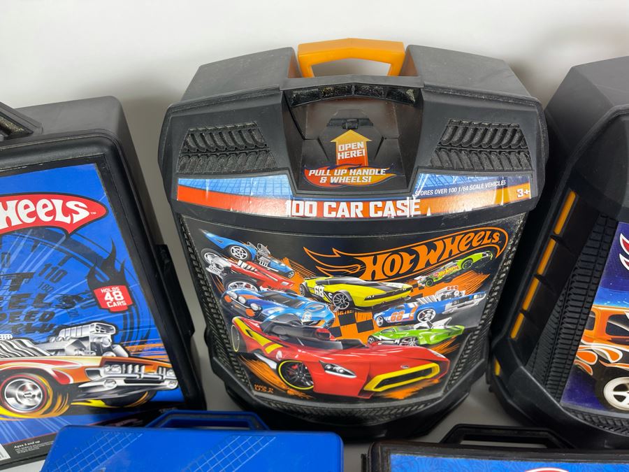 (7) Mattel Hot Wheels Carry Cases [Photo 8]