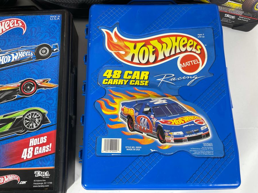 (7) Mattel Hot Wheels Carry Cases [Photo 5]