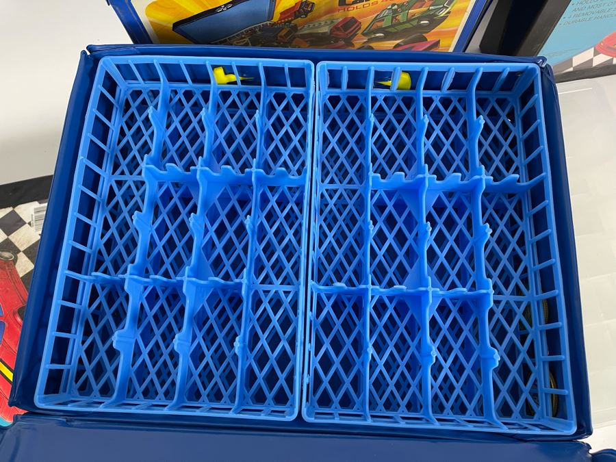 (7) Hot Wheels / Matchbox Carry Cases [Photo 10]