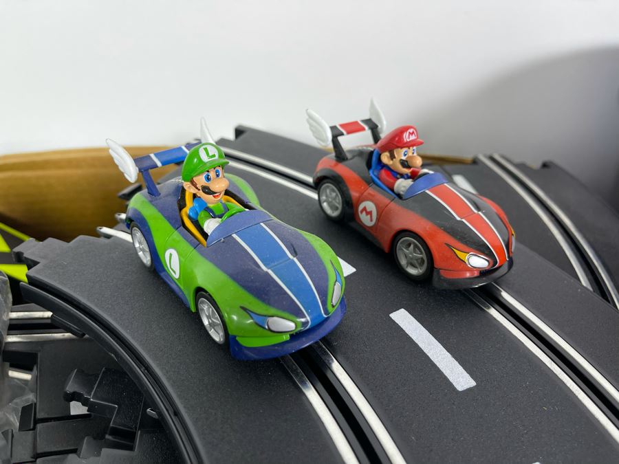 Two Sets Of Slot Car Racing Tracks [Photo 4]