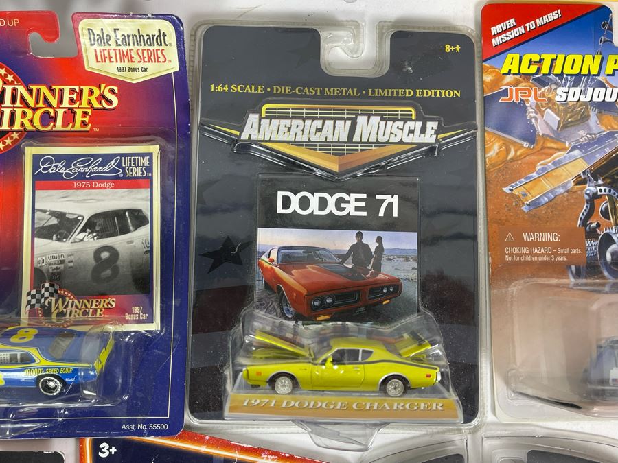 Collection Of Various Cars On Cards Matchbox, Hot Wheels, Disney [Photo 7]