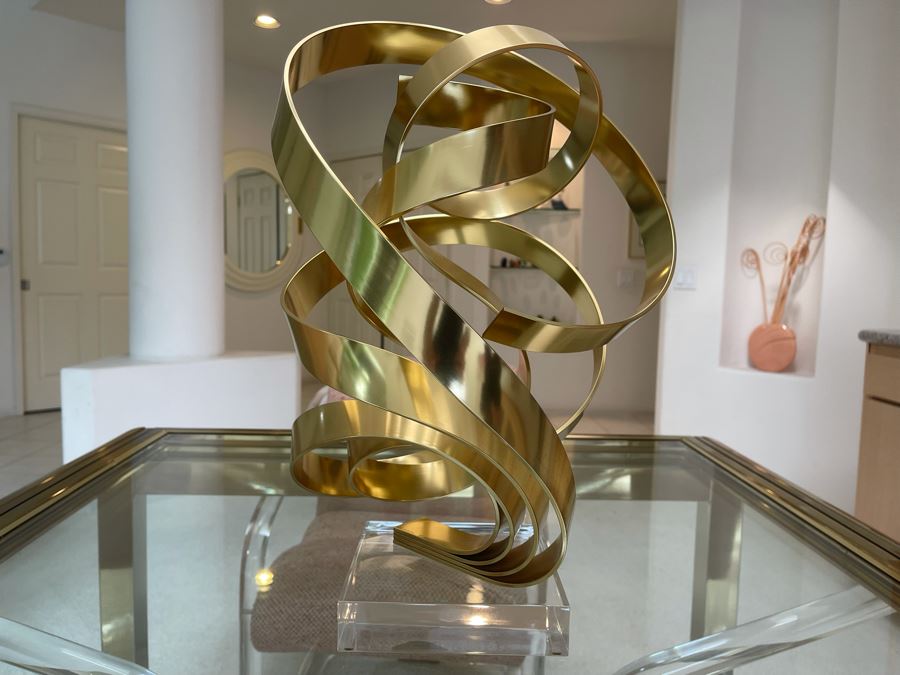 Signed Dan Murphy 1987 Brass Metal Ribbon Sculpture On Lucite Base [Photo 5]