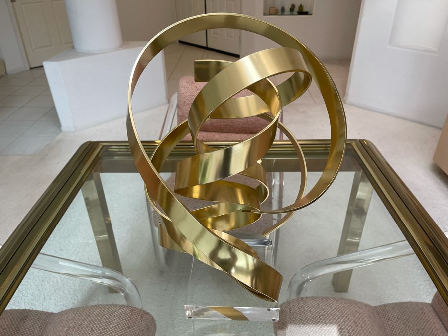 Signed Dan Murphy 1987 Brass Metal Ribbon Sculpture On Lucite Base [Photo 11]