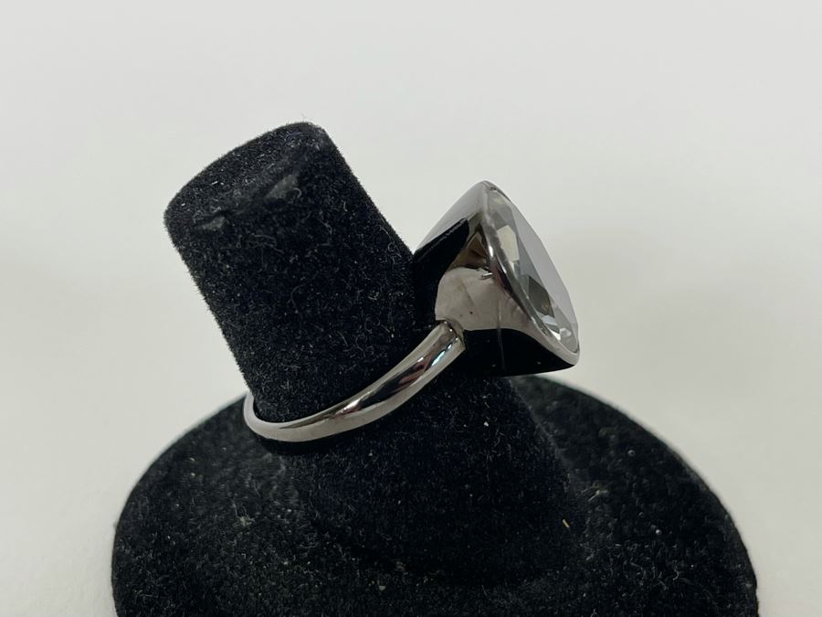 Pair Of Vintage Sterling Silver Rings Size 5.25 & 6.5 Weighs 9.4g [Photo 14]