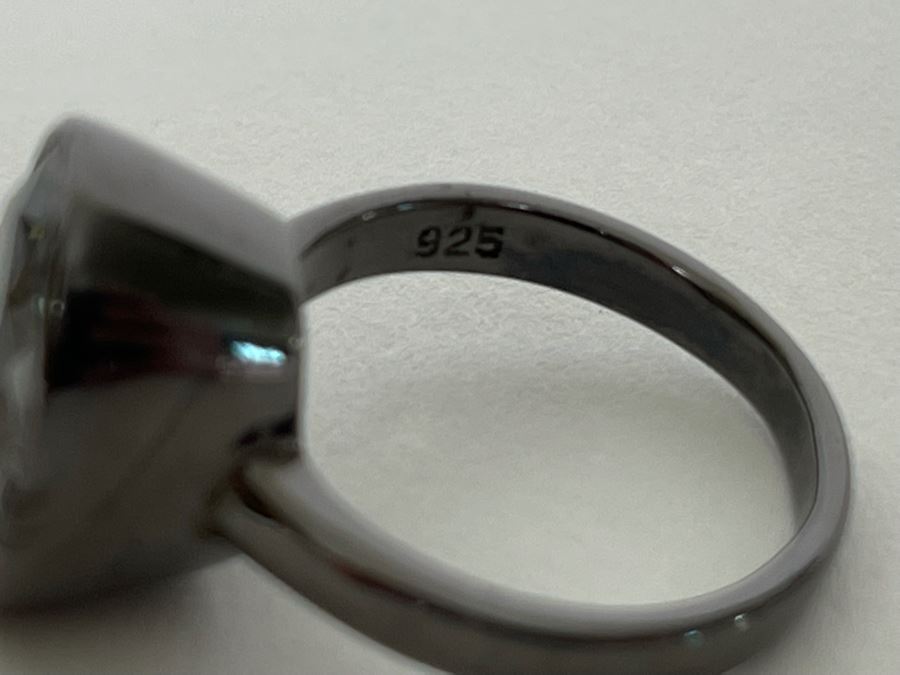 Pair Of Vintage Sterling Silver Rings Size 5.25 & 6.5 Weighs 9.4g [Photo 16]