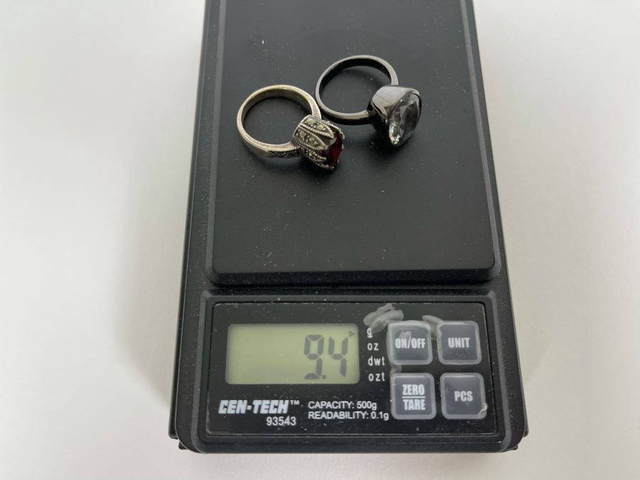 Pair Of Vintage Sterling Silver Rings Size 5.25 & 6.5 Weighs 9.4g [Photo 18]