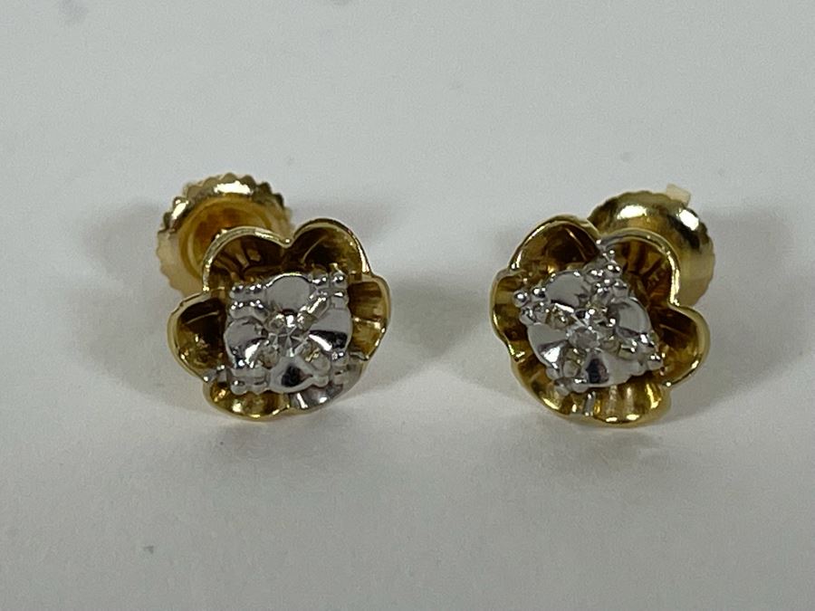 14K Gold Screwback Diamond Earrings 2g