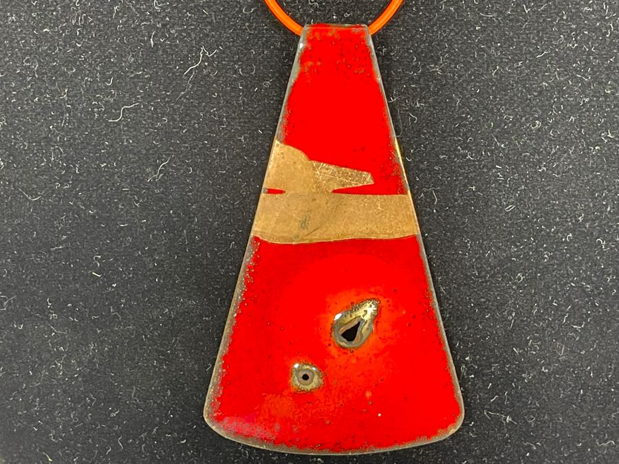 Metal Enamel Art Pendant Necklace [Photo 3]