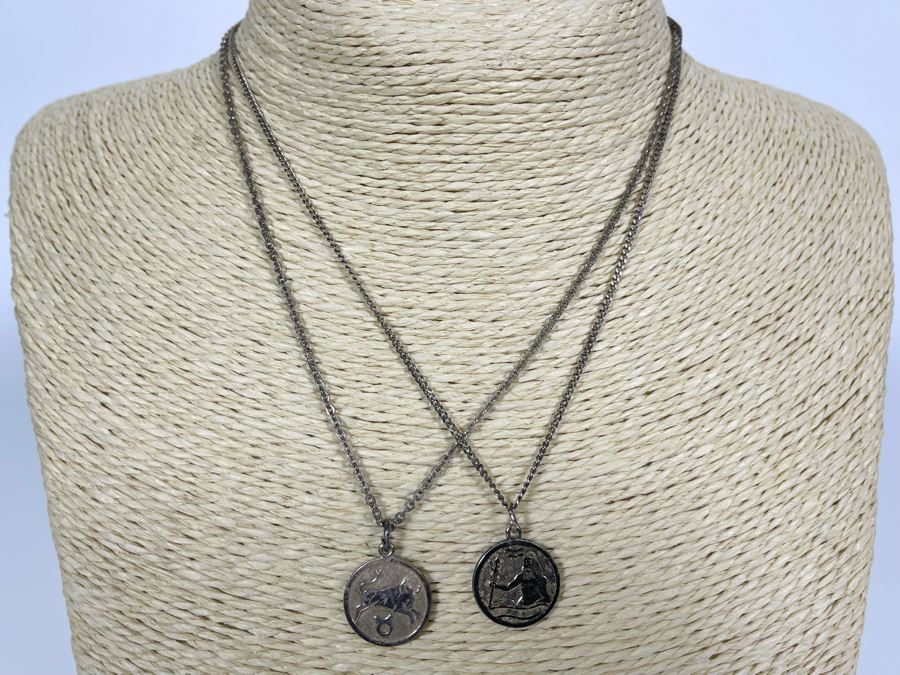 Pair Of Silver 16' Pendant Necklaces 8.8g