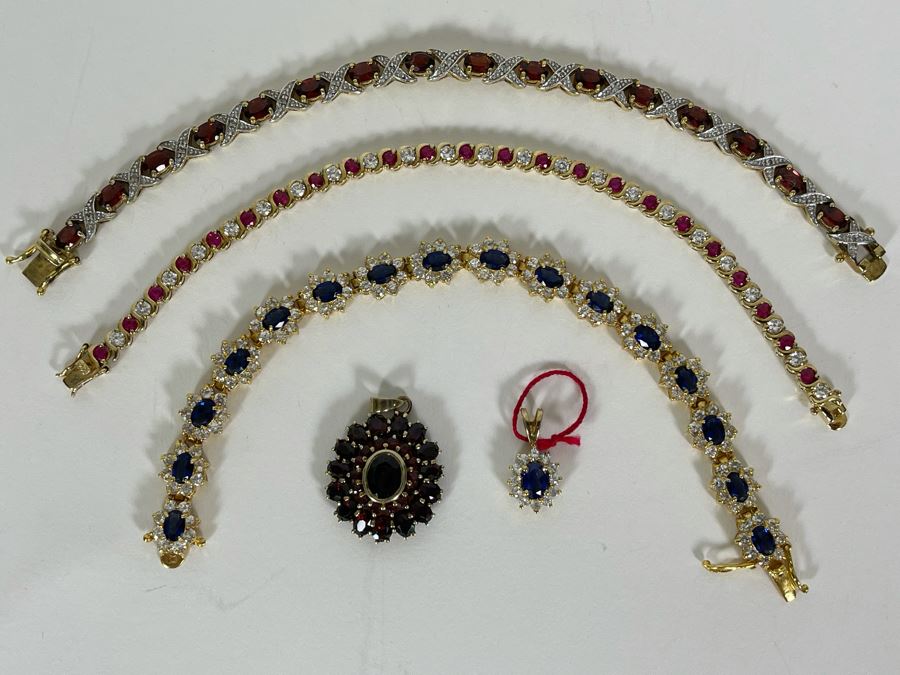 Three Sterling Silver 7.5” Bracelets And Two Pendants With Stones 57.9g [Photo 4]