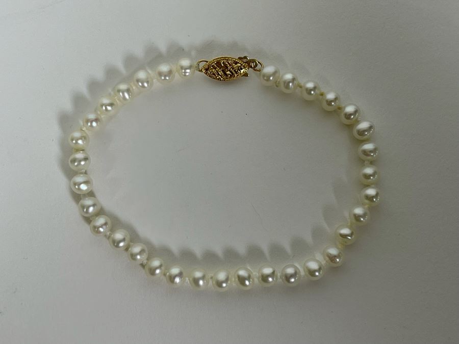 Pearl Necklace And Matching Pearl Bracelet With 14K Gold Clasps [Photo 6]